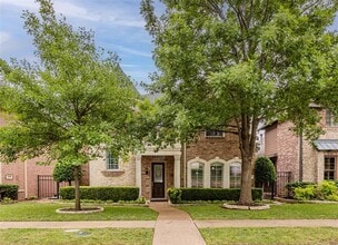 Building Photo - 5473 Braemar Dr