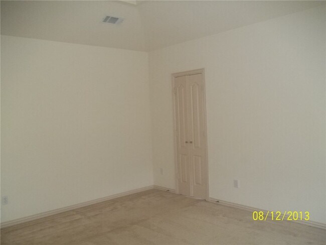 Building Photo - 6218 Bentwood Dr
