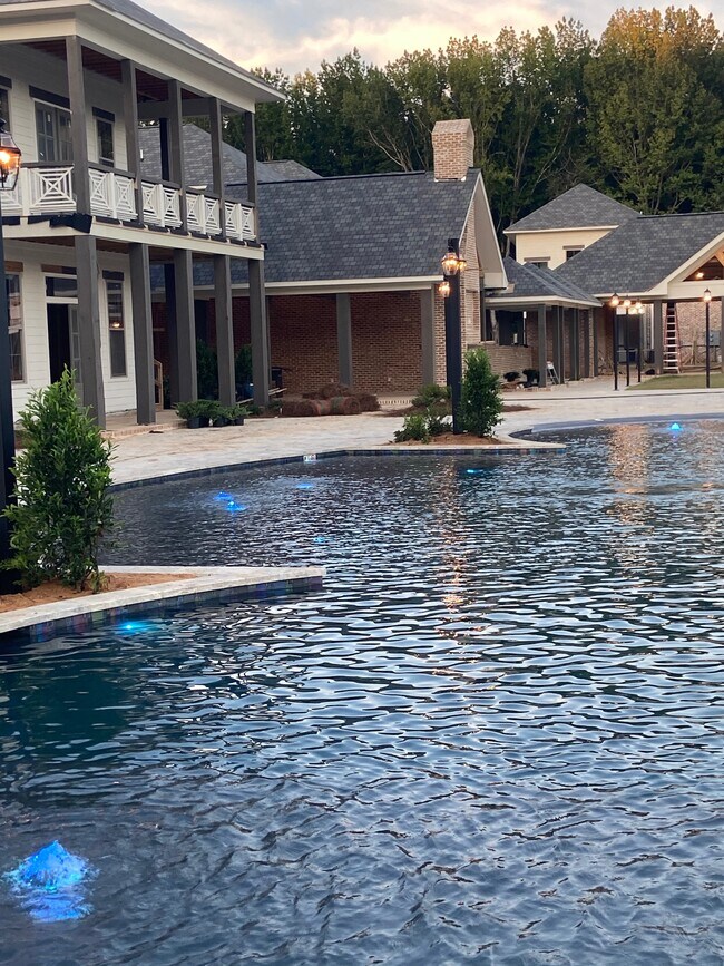 Wellington Place Oxford, MS Apartment Finder