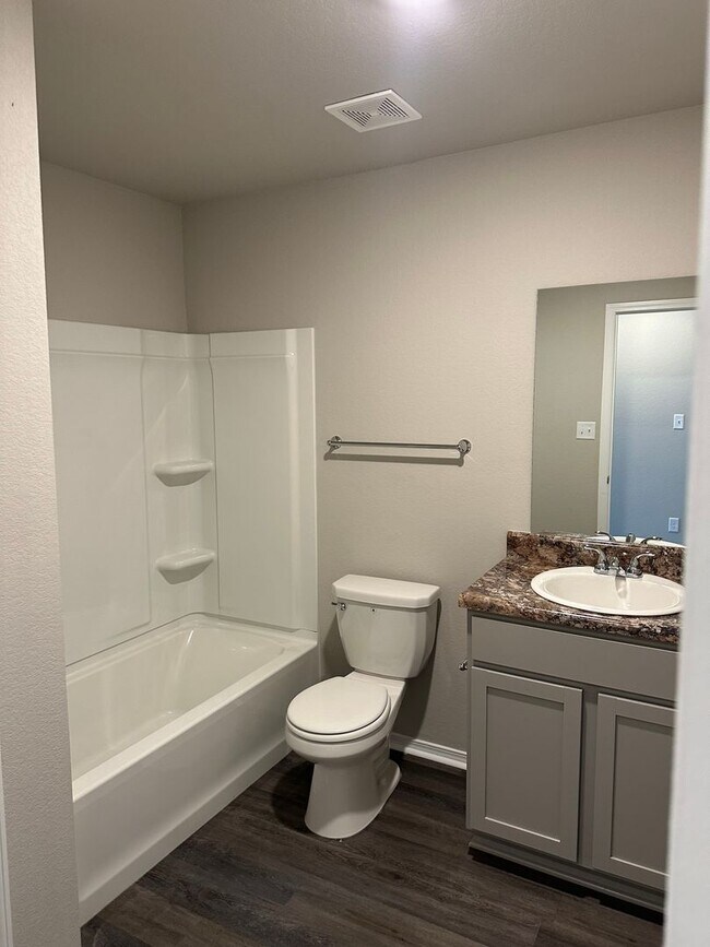 Building Photo - Now Pre-Leasing! | Discover This Charming 3-Bedroom, 2-Bath Home in Cypress Bend
