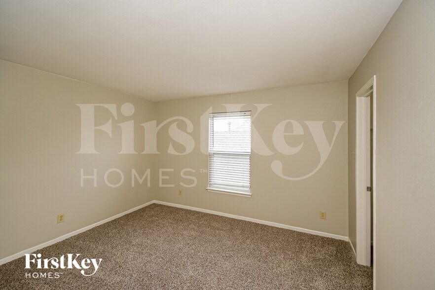 Building Photo - 4260 Arches Ct