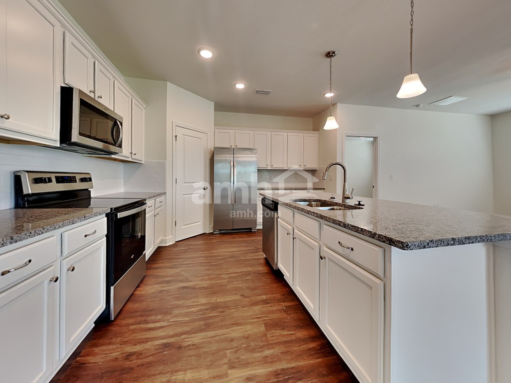 Building Photo - 1031 Tan Tara Trl