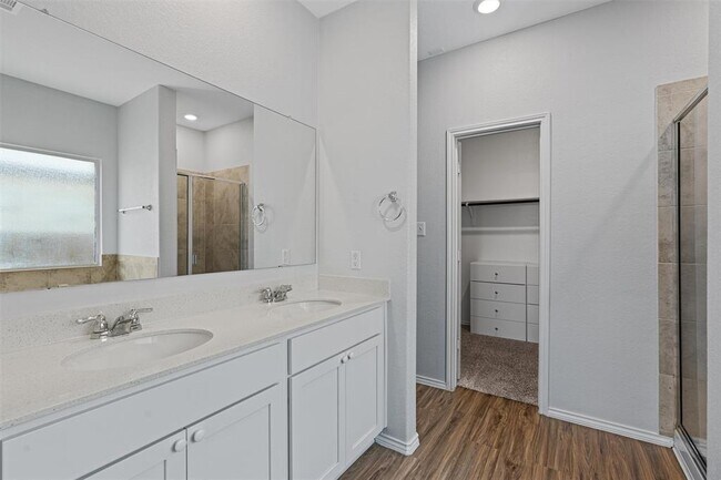 Building Photo - 321 Arnage Dr