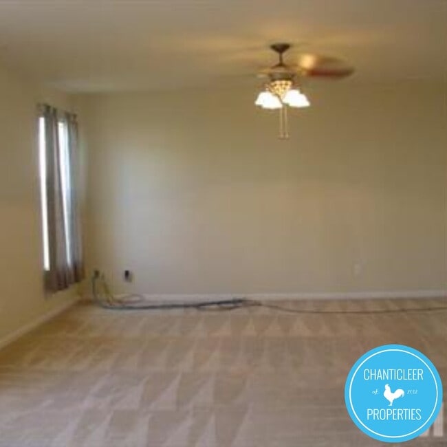 Building Photo - 105 Chandler Springs Dr