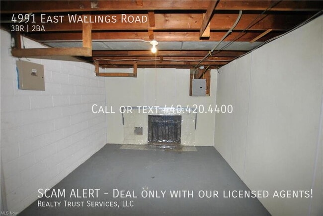 Building Photo - 4991 E Wallings Rd