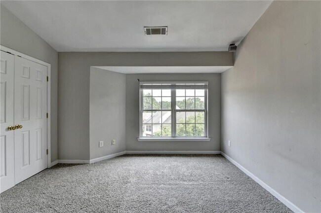 Building Photo - 3187 Mill Springs Cir NE