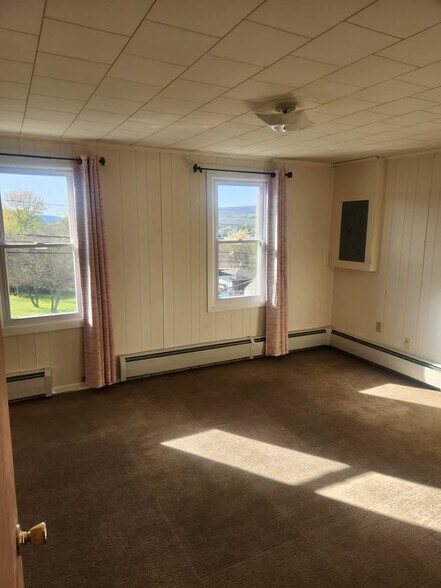Building Photo - 505 Pittston Ave