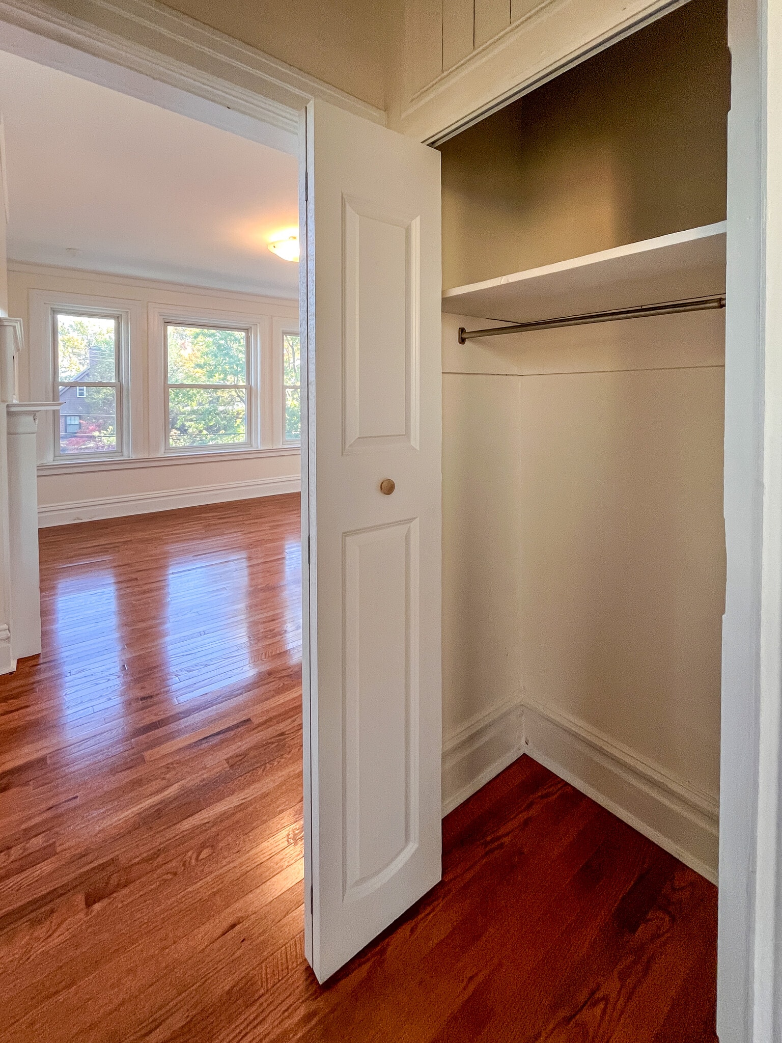 Building Photo - 926 Savannah Ave