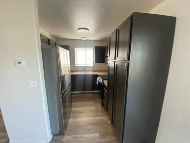 Building Photo - Awesome Home with Tons of Upgrades!!