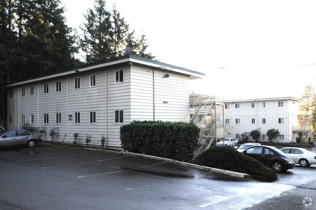 Primary Photo - Alder Manor Apartments