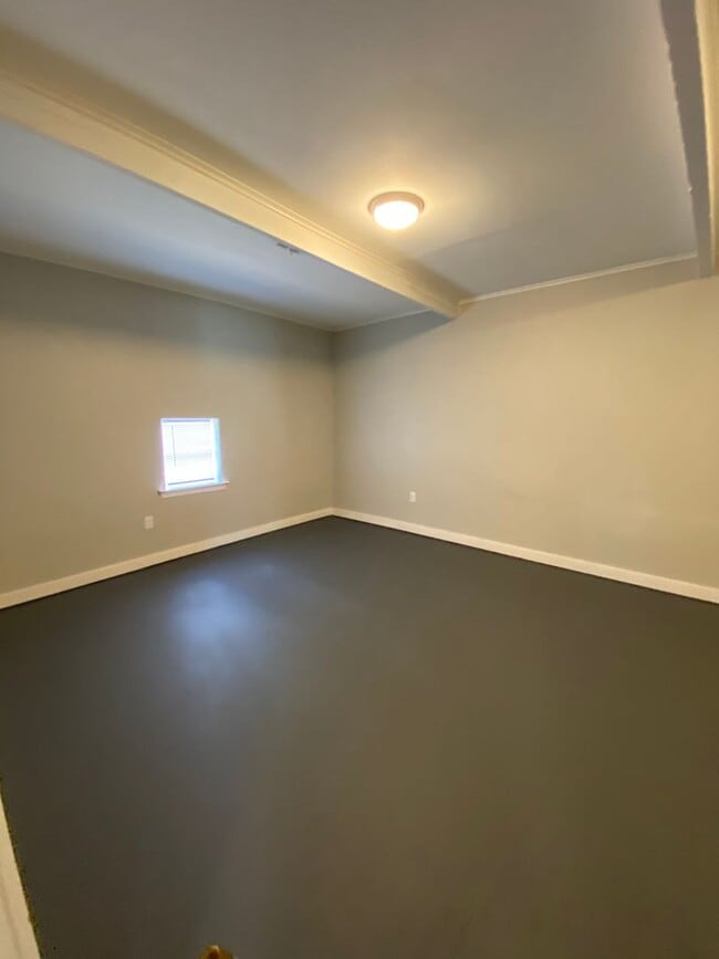 Building Photo - 2915 Enterprise Blvd