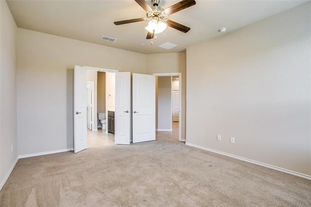 Building Photo - 453 Spring Dr