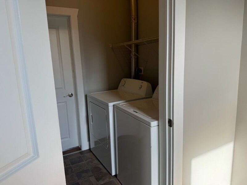 Building Photo - 222 Learn Rd