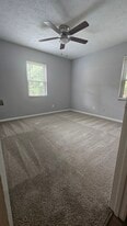 Building Photo - Knowles Pointe Apartments