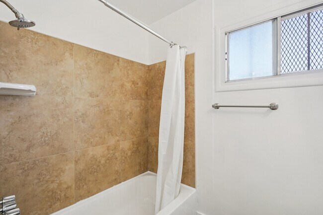 Floorplan - 831 E Pine St