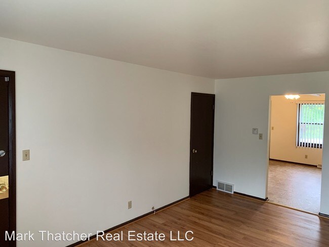 Building Photo - 1400 Eder Ln