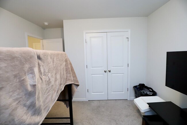 Building Photo - 525 Kittiwake Ln