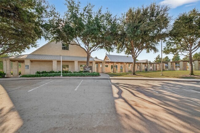 Building Photo - 21331 Winding Path Way