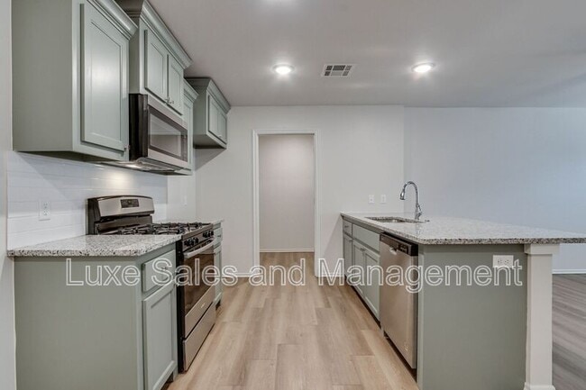 Building Photo - 10809 NW 119th St