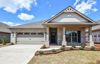 Building Photo - 29851 Copperpenny Dr NW