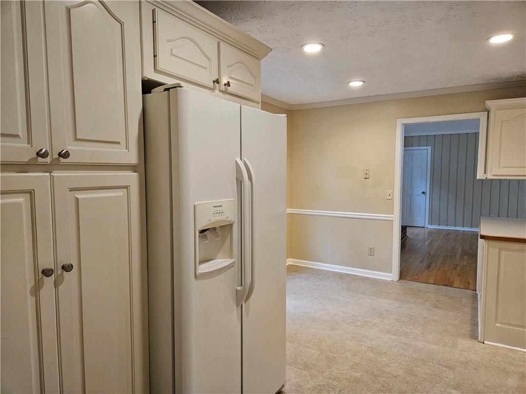 Building Photo - 395 Monivea Ln