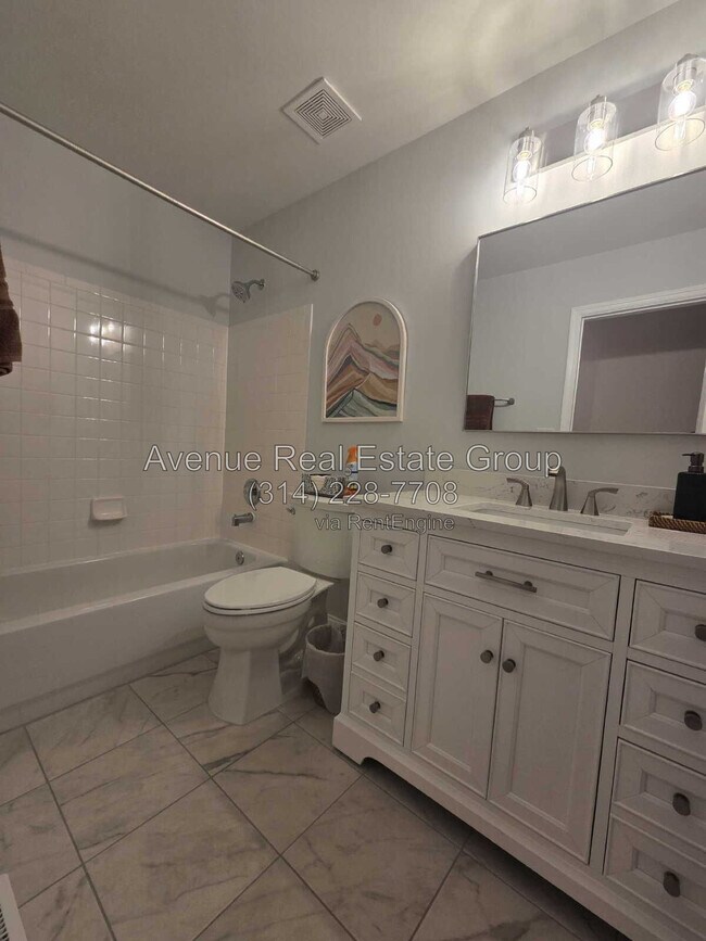 Building Photo - 956 Briar Green Ct