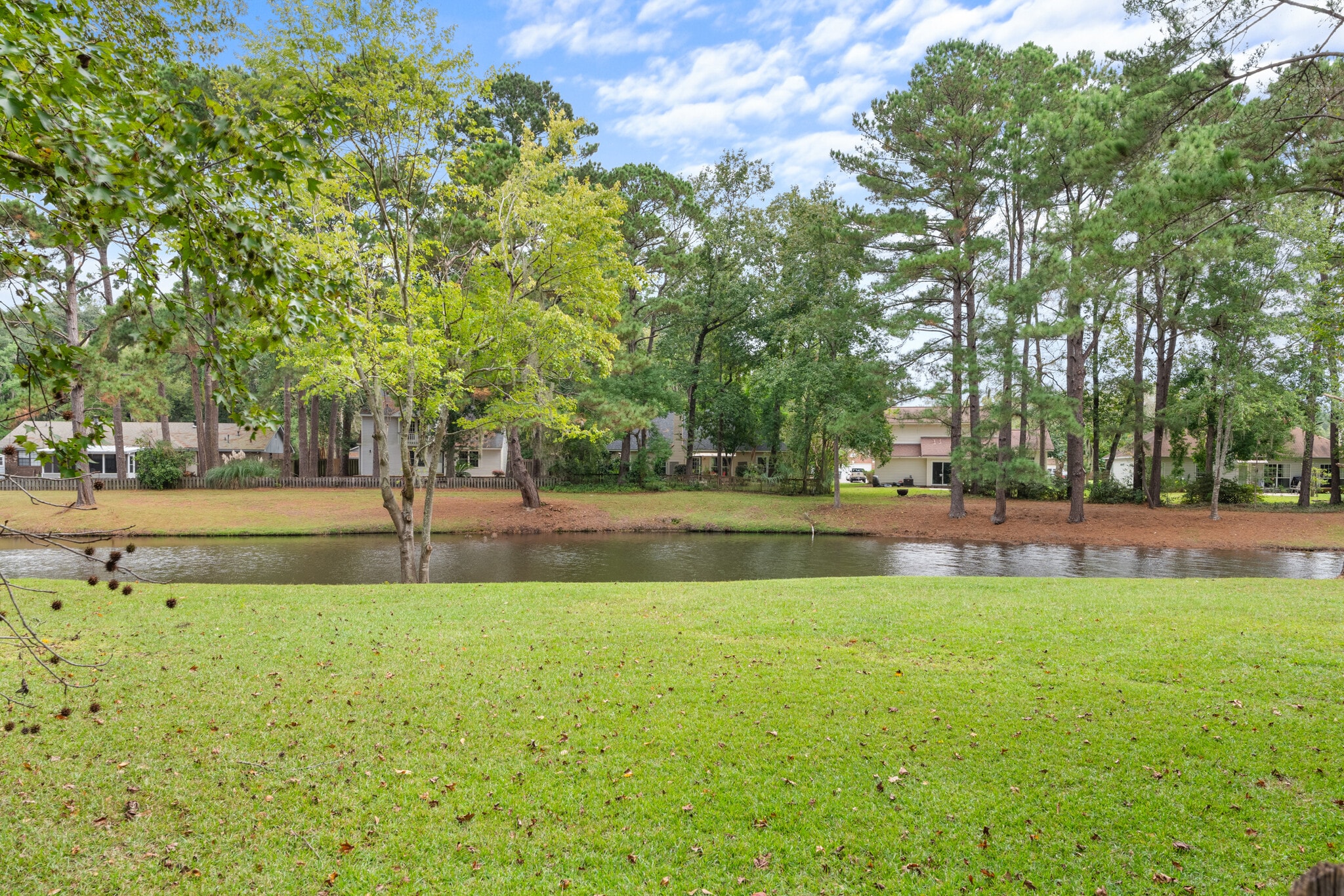 Building Photo - 16 Bitterroot Ln