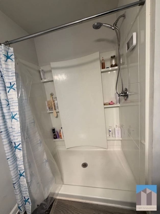 Building Photo - 7565 Knoll Hollow Rd