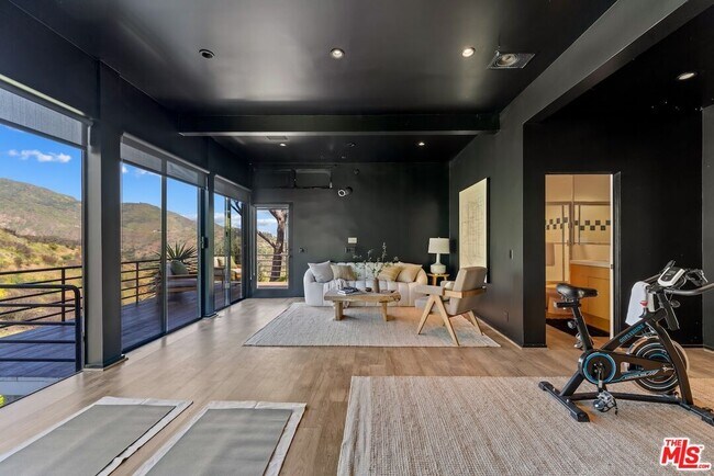 Building Photo - 23701 Harbor Vista Dr