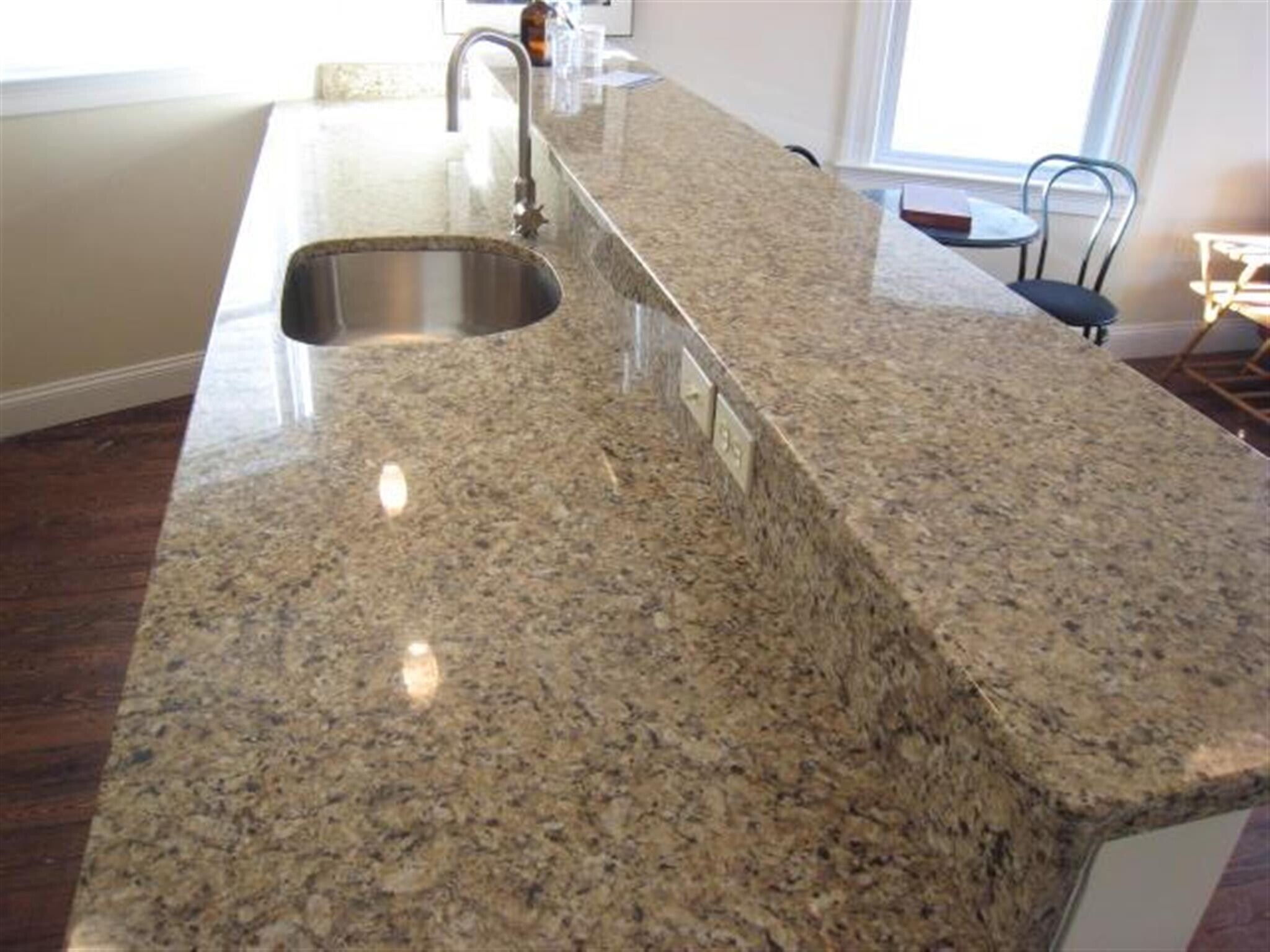 Building Photo - 6 Giles Park