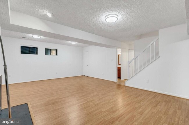 Building Photo - 2990 Borge St