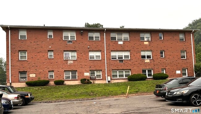 Building Photo - 65 Donna Dr