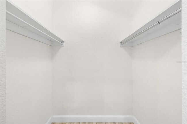 Building Photo - 4920 30th Ave N