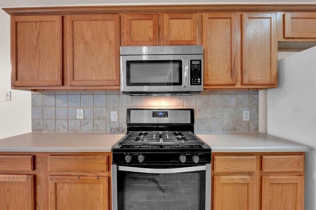 Building Photo - 3761 Rod Carew Dr