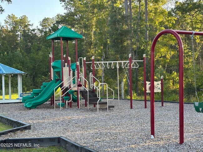 Building Photo - 2137 Windward Cay Ln