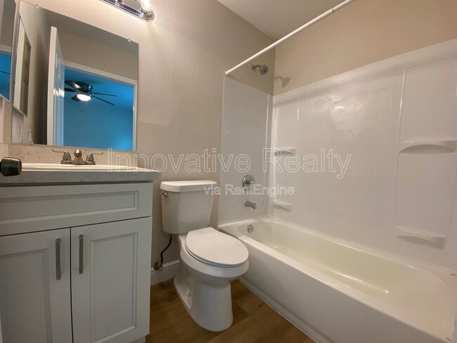 Building Photo - 3651 N Goldenrod Rd