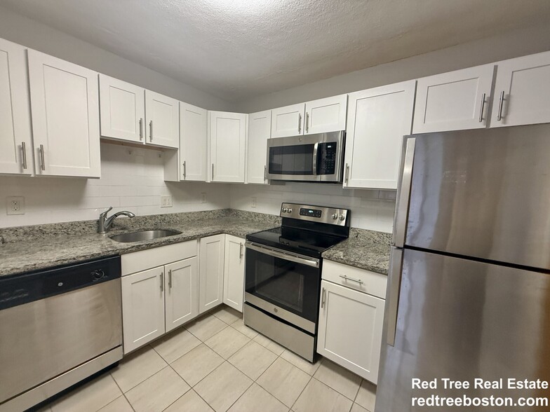 Building Photo - 278 Grove St