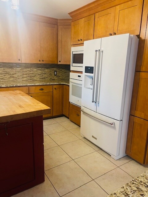 Building Photo - 401 E 56th St