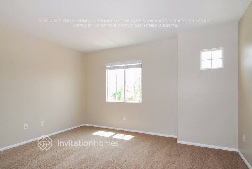 Building Photo - 2263 Finch Cir