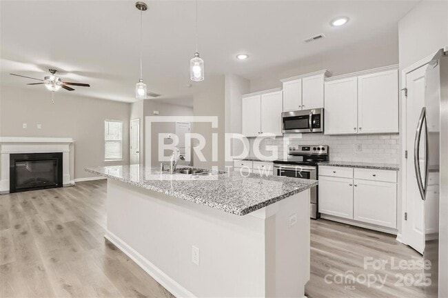 Building Photo - 7331 Neal Rd