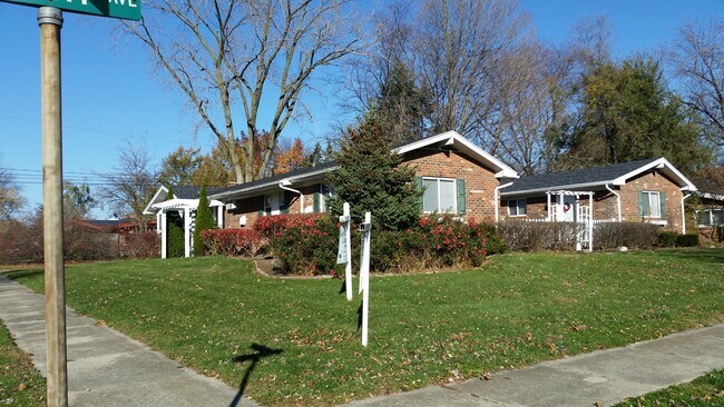 2bedroom/1 bath - 2505 Woodruff Ave