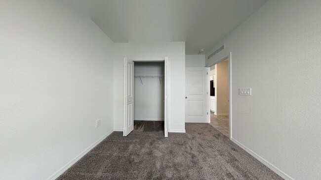 Building Photo - 1240 Tyler Lp