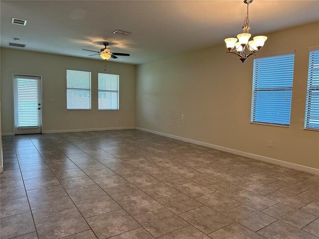 Building Photo - 7560 Bluejack Oak Dr
