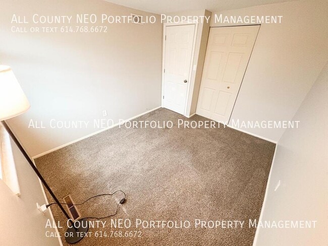 Building Photo - 4601 Paxton Dr S