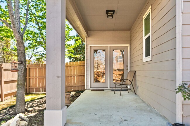 Building Photo - 2073 Turkey Creek