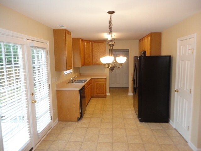 Building Photo - 3913 Tyler Bluff Ln