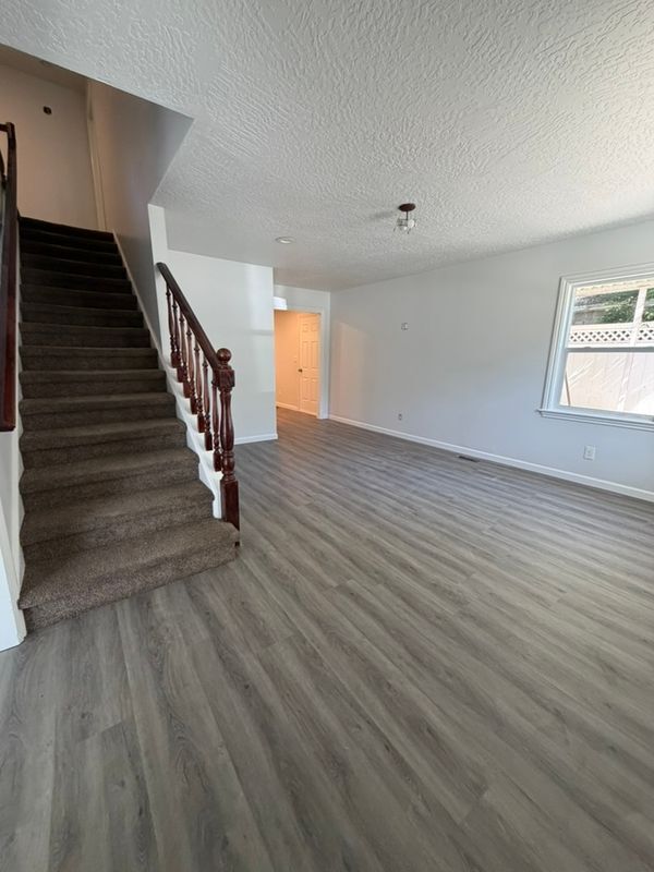 Building Photo - 174 S 600 E
