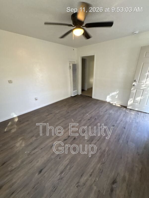 Building Photo - 924 W Goshen Ave