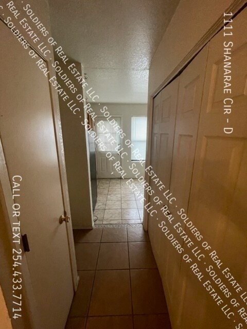 Primary Photo - 1111 Shanarae Cir
