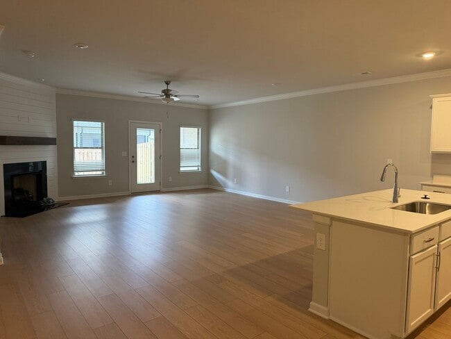 Building Photo - Brand New Home! One month free with 13 month lease!